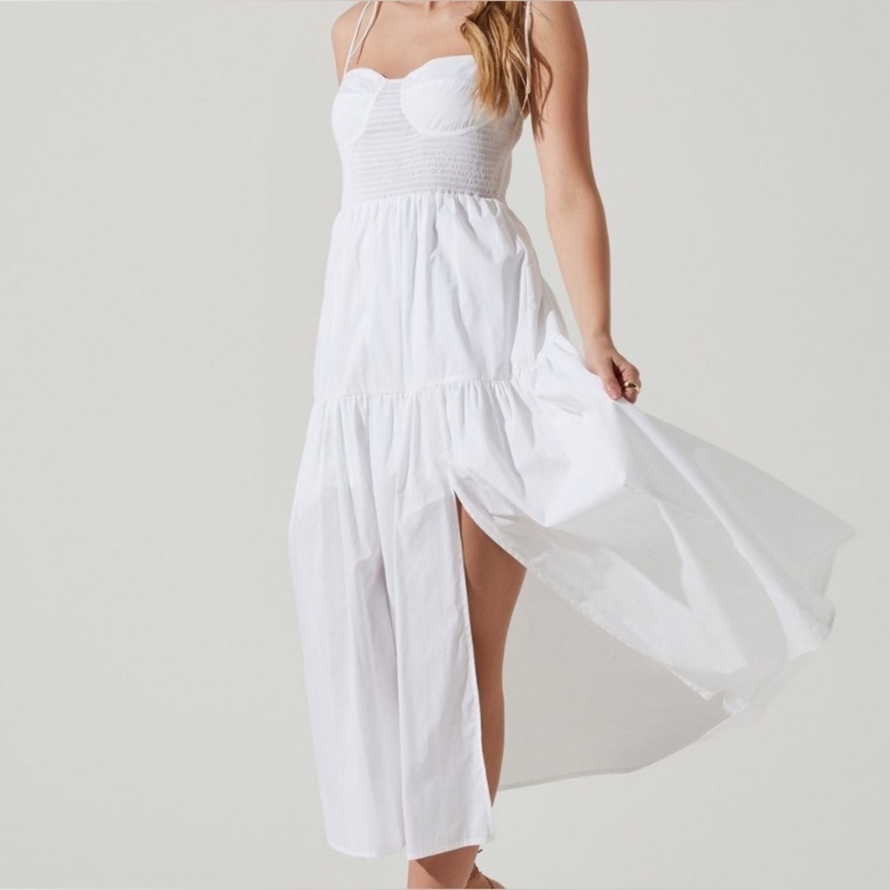 NWT ASTR THE LABEL White Smocked Ruffle Tiered Bustier Midi Maxi Dress Size XL - Picture 1 of 9